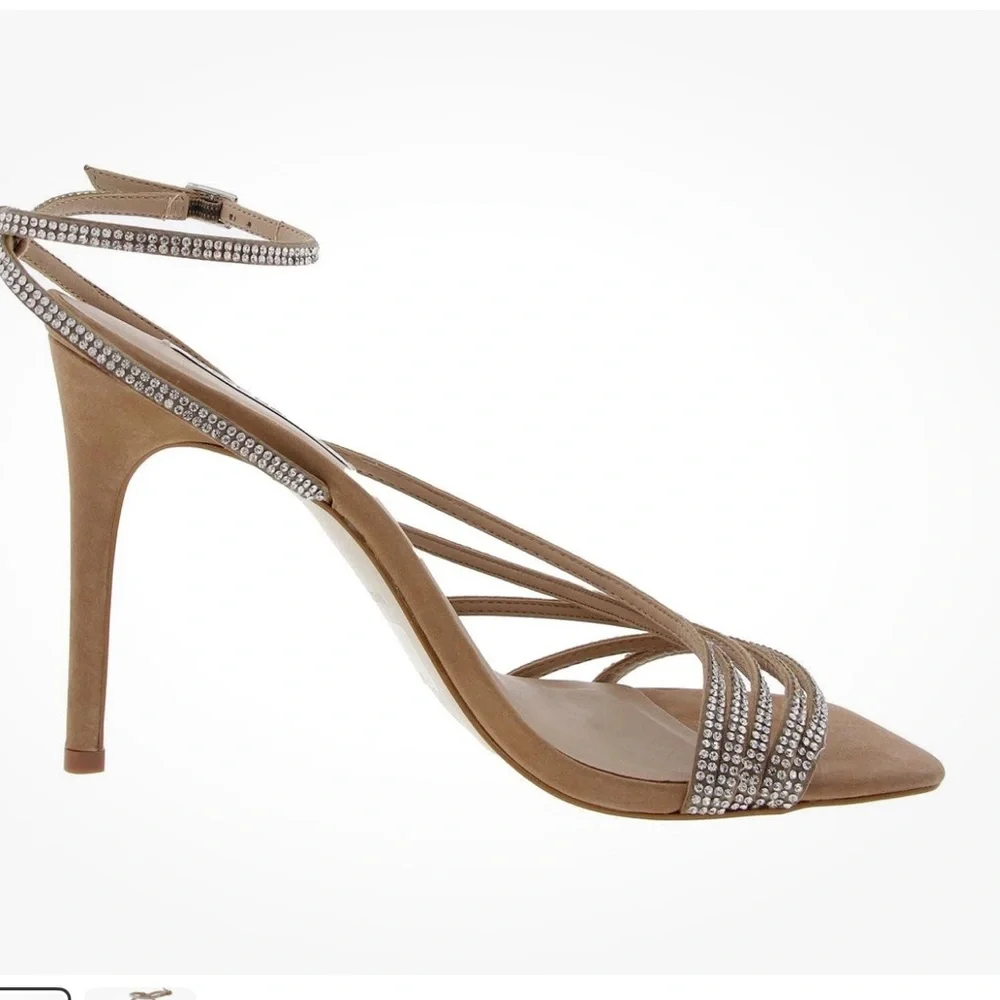 NWT Steve Madden Womens Kamila R Beige Strappy Ankle‎ Strap 11 Medium